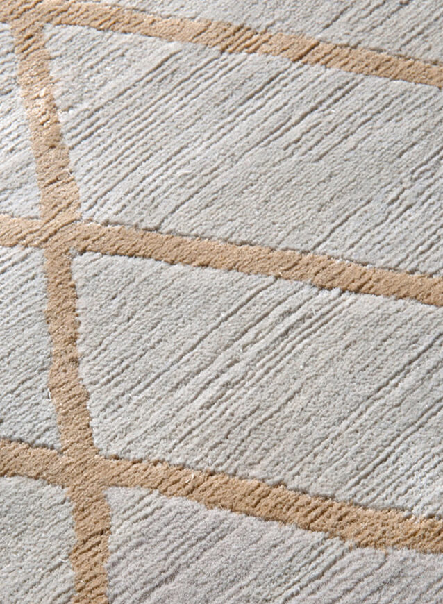 Raseon Round Area Rug