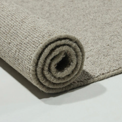 tapis en laine tissé à la main