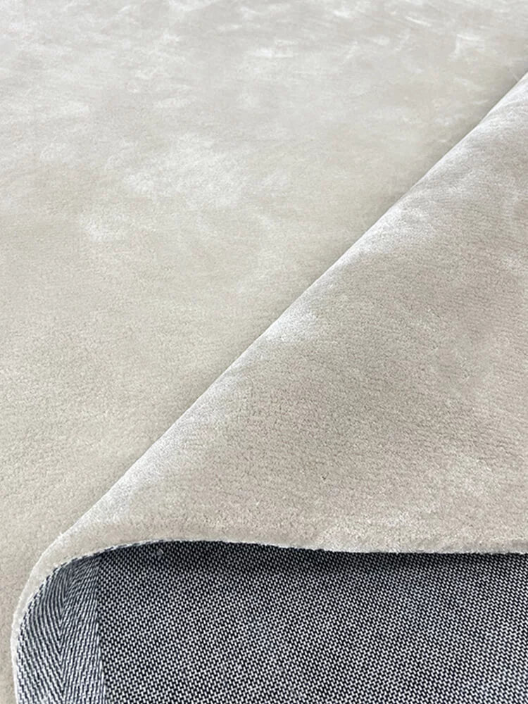 Novia Handmade Organic Shape Rug