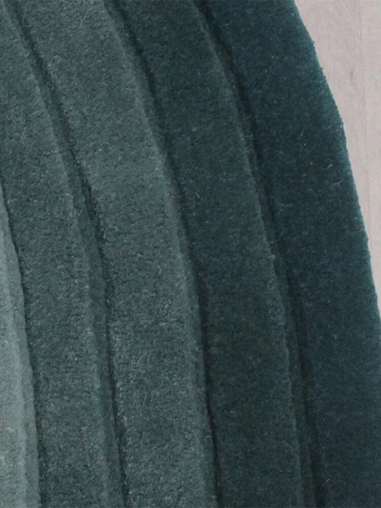 Omase Shaped Modern  Rug