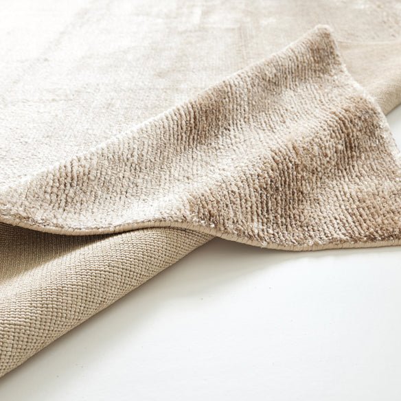 Banana Silk Fiber area Rug - Houseoon