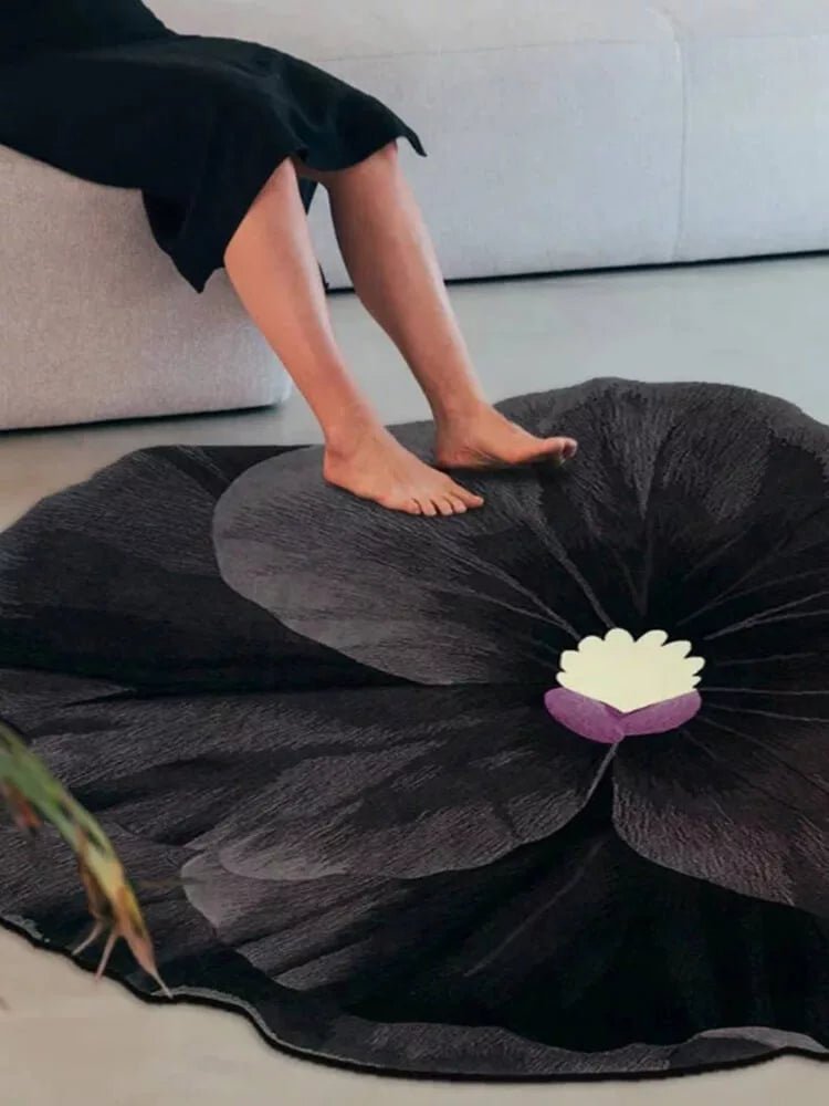 Black flower shaped rugs - Houseoon