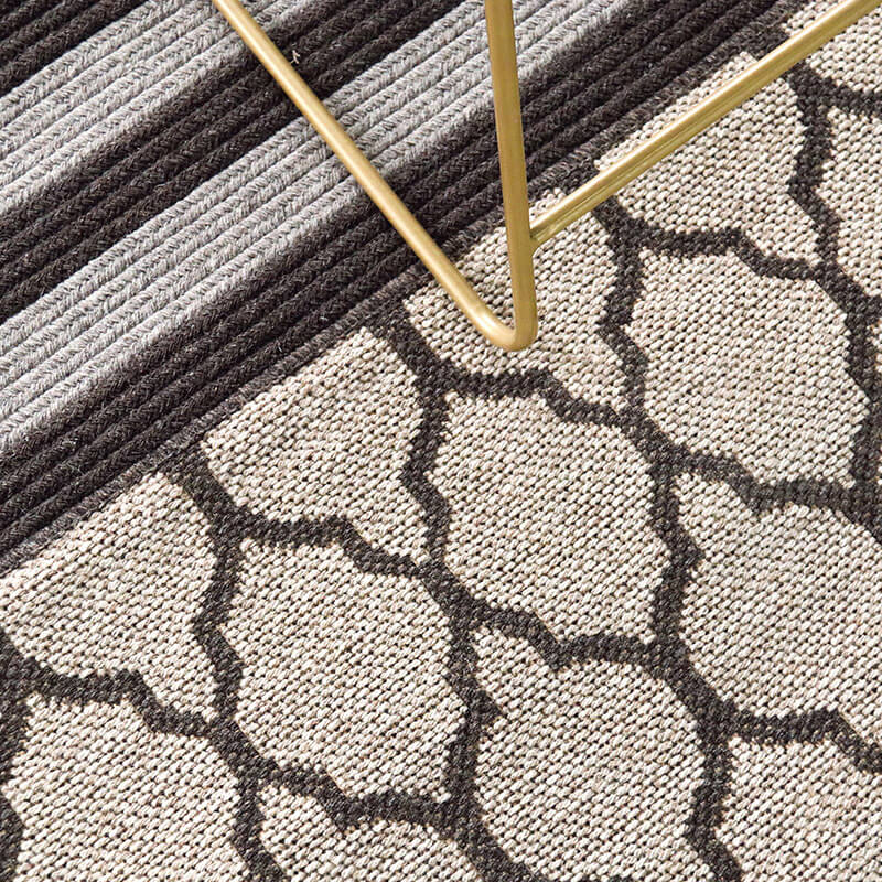 capitola hand tufted wool rug - Houseoon