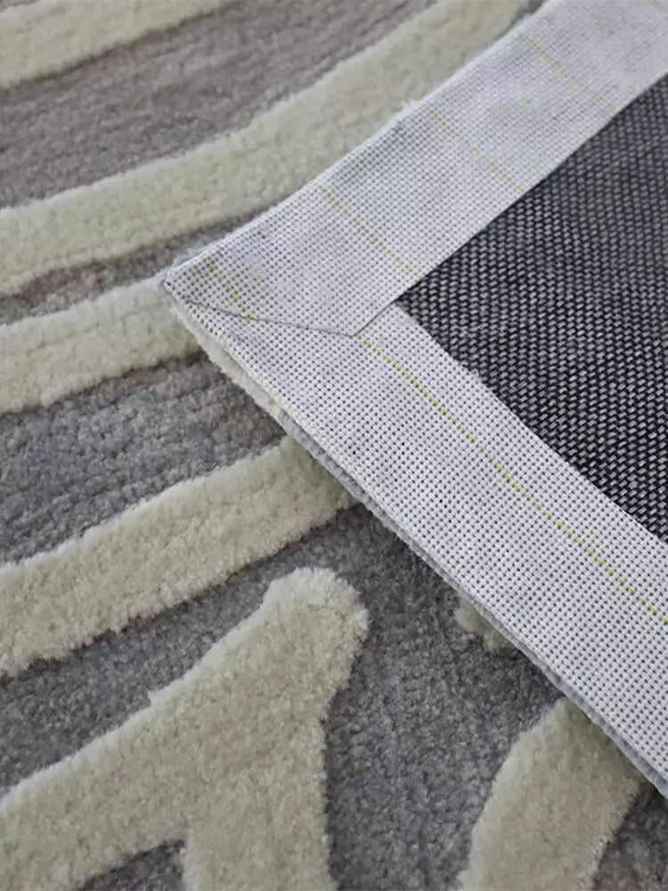 Cynthia Hand Tufted Area Rug - Houseoon