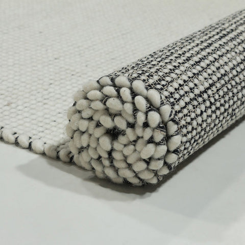 Tapis en pure laine tissée à la main