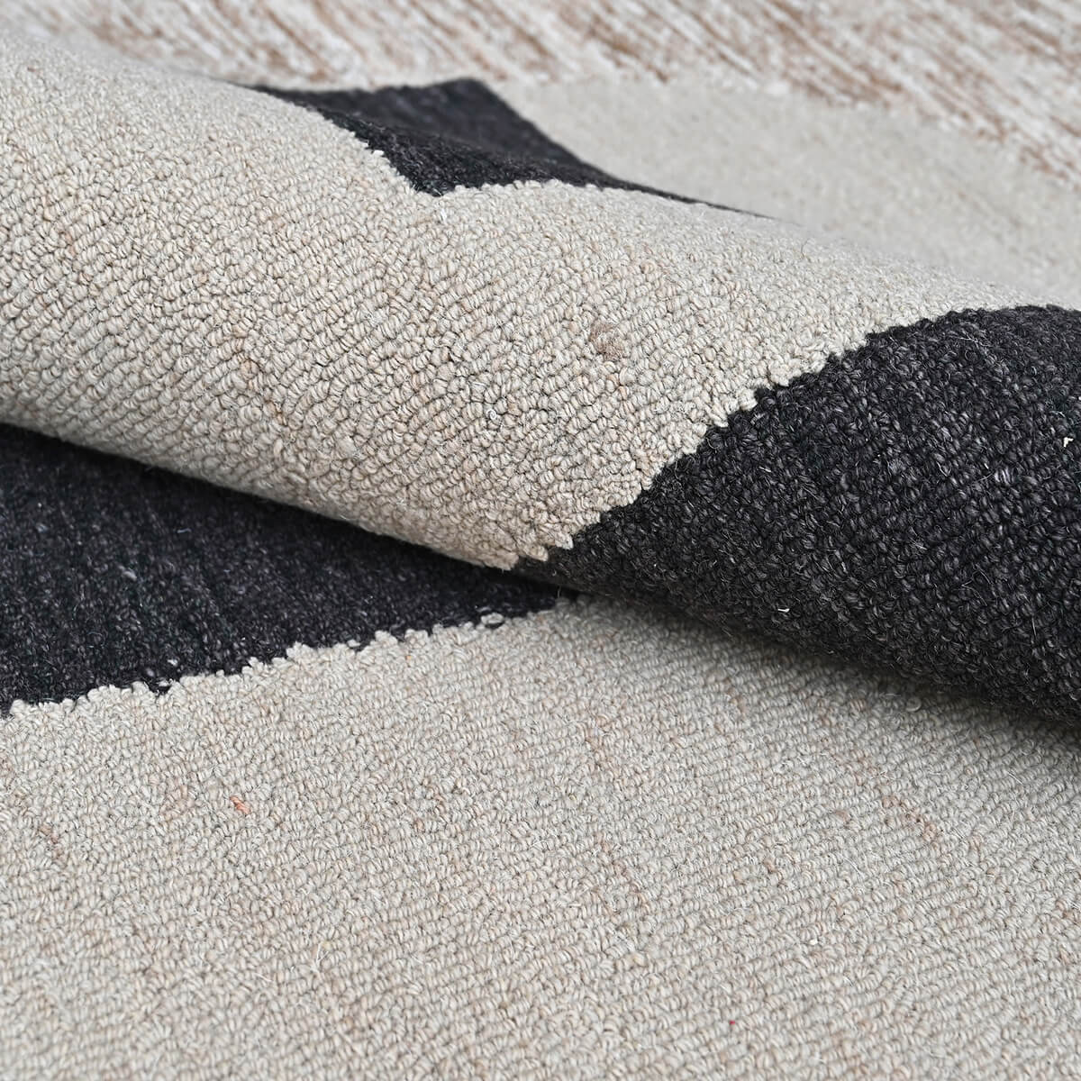 Handtufted area rugs - Houseoon