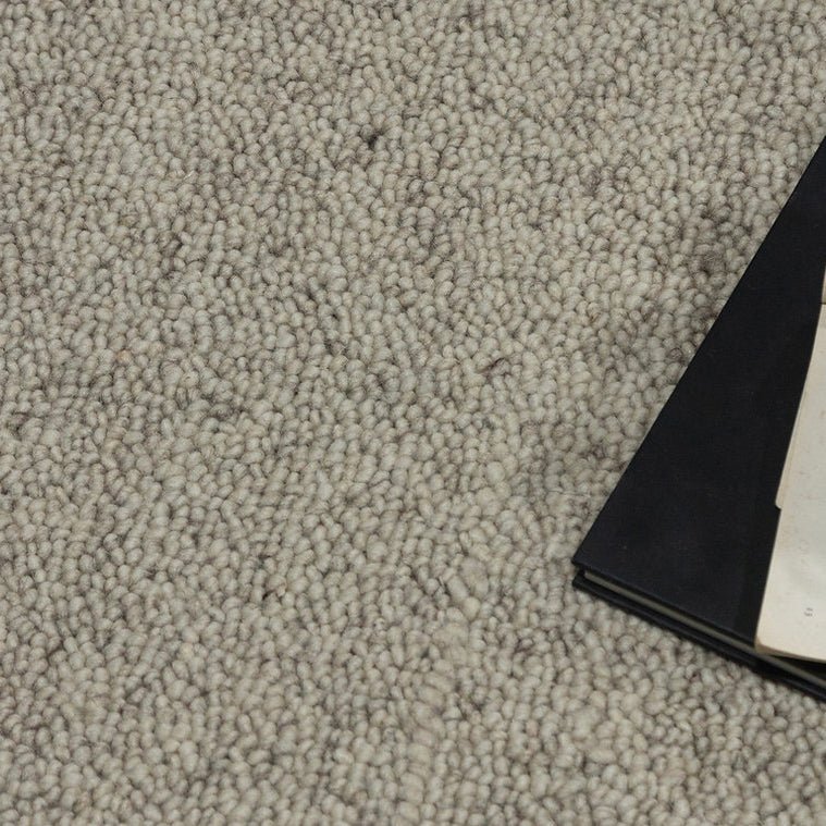 handwoven wool rug - Houseoon