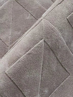 Lavish geometric area rug - Houseoon