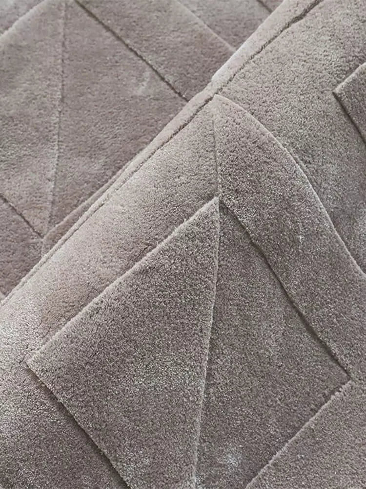 Lavish geometric area rug - Houseoon