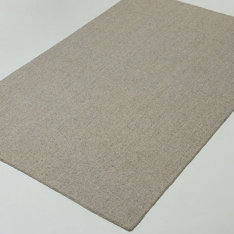 tapis en laine tissé à la main