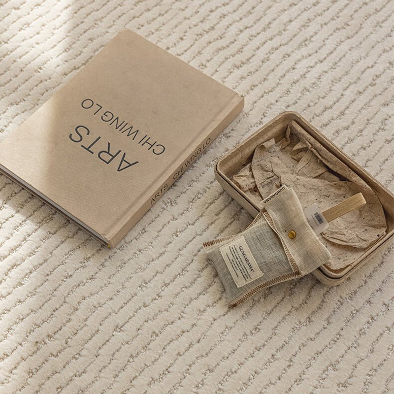 Performance Monochrome Rug - Houseoon