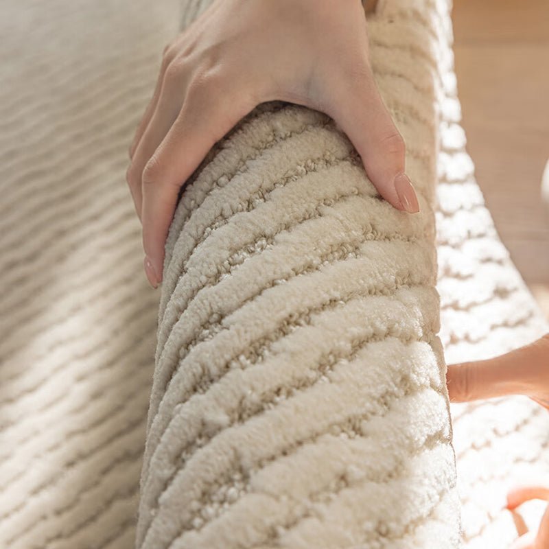 Performance Monochrome Rug - Houseoon