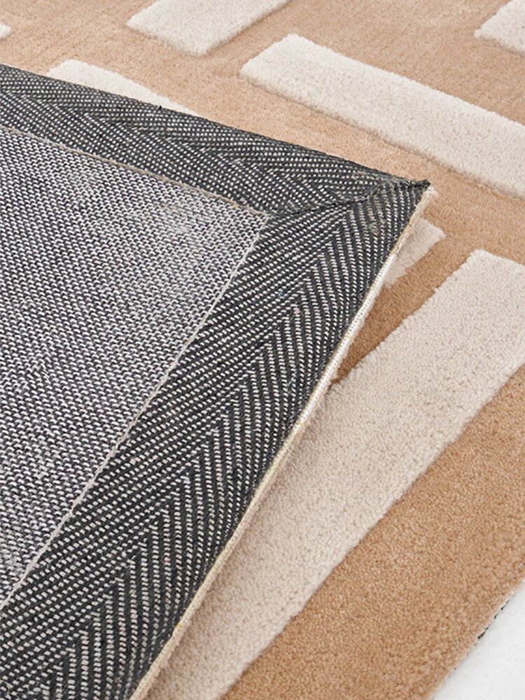 Pertain Hand Tufted Wool Rug - Houseoon