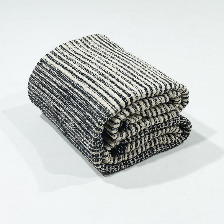 Pure handmade woven wool Rug - Houseoon