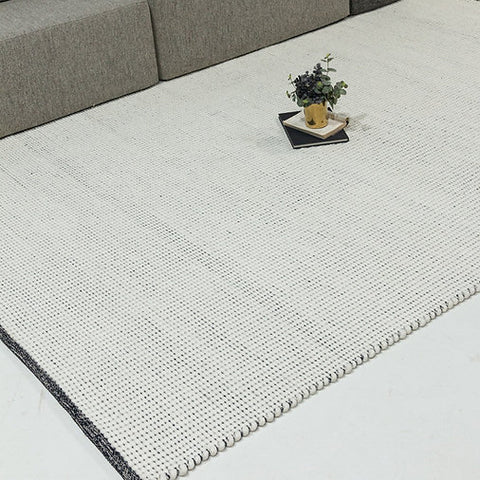Tapis en pure laine tissée à la main