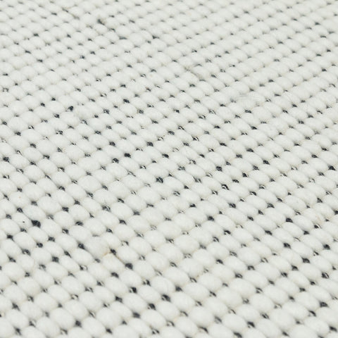 Tapis en pure laine tissée à la main